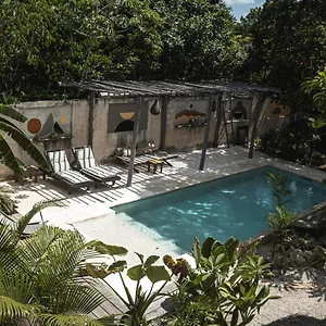 https://aldea-tzalam-tulum.tulum-hotels.net