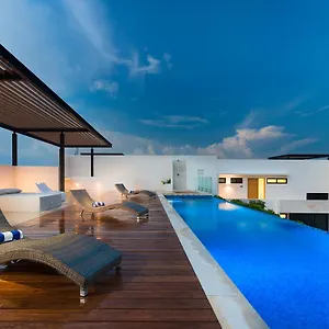 https://the-highline-tulum.tulum-hotels.net